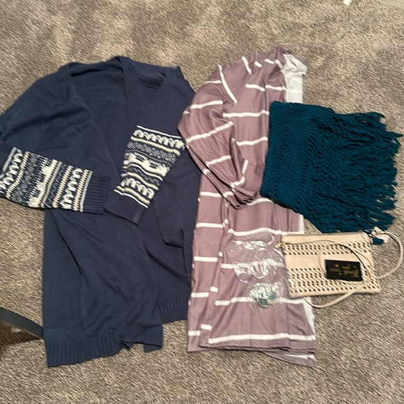 Wardrobe IN a BOX… - Picture 2 of 2